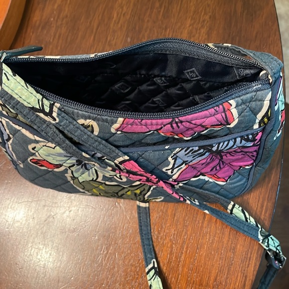 Vera Bradley Falling Flowers Little Crossbody Bag and Matching Keychain Set - Picture 5 of 10